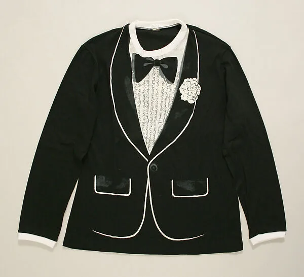 T-shirt — Unknown