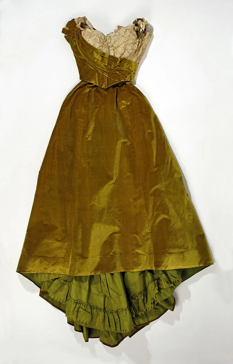 Evening dress — House of Worth