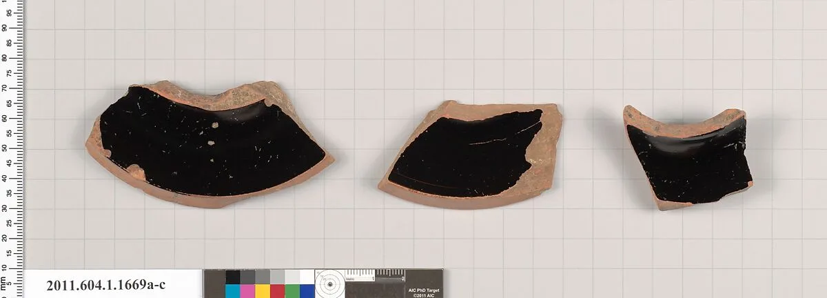 Terracotta fragments of kylikes (drinking cups) — Unknown