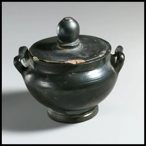 Terracotta pyxis (box)