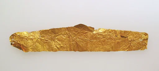 Frontlet of gold leaf