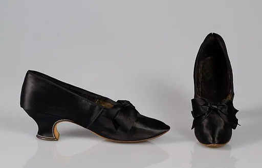Evening shoes