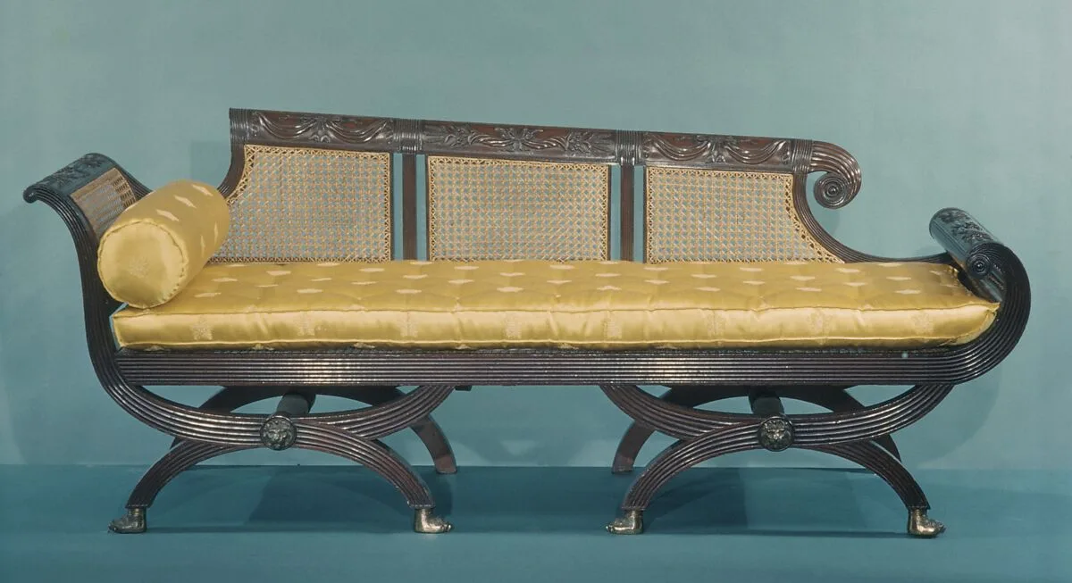 Sofa — Duncan Phyfe