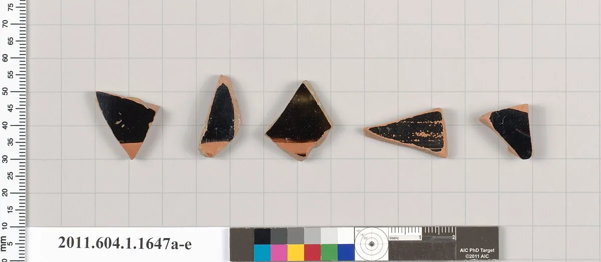 Terracotta fragments of kylikes (drinking cups) — Unknown