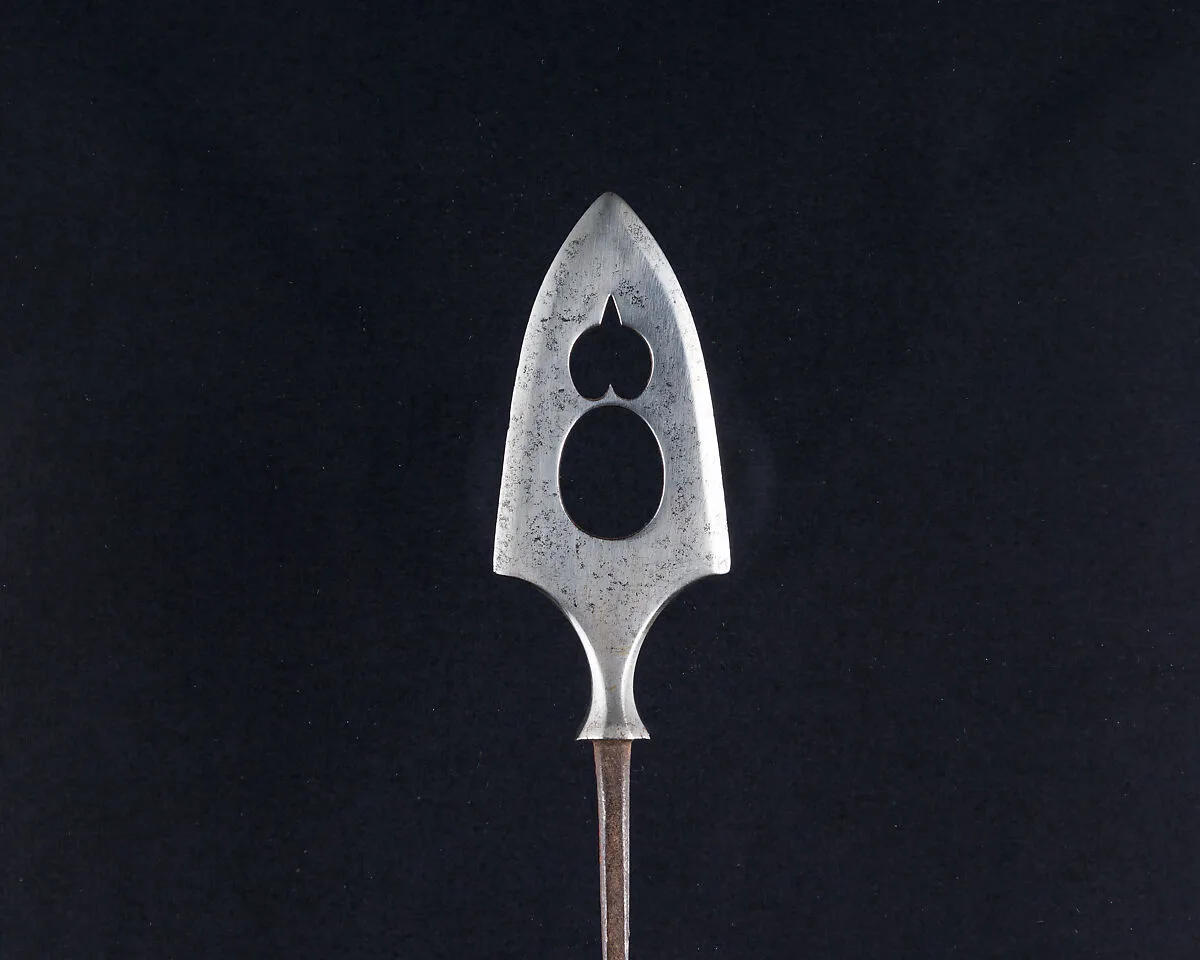 Arrowhead (<i>Yanone</i>) — Unknown