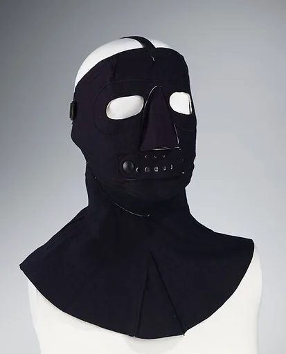 Ski mask