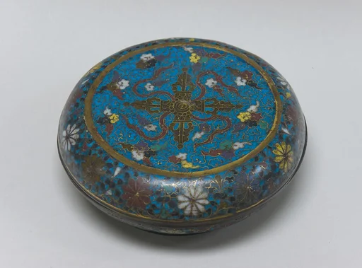 明中期 掐絲琺瑯金剛杵紋盒|Covered box with vajra