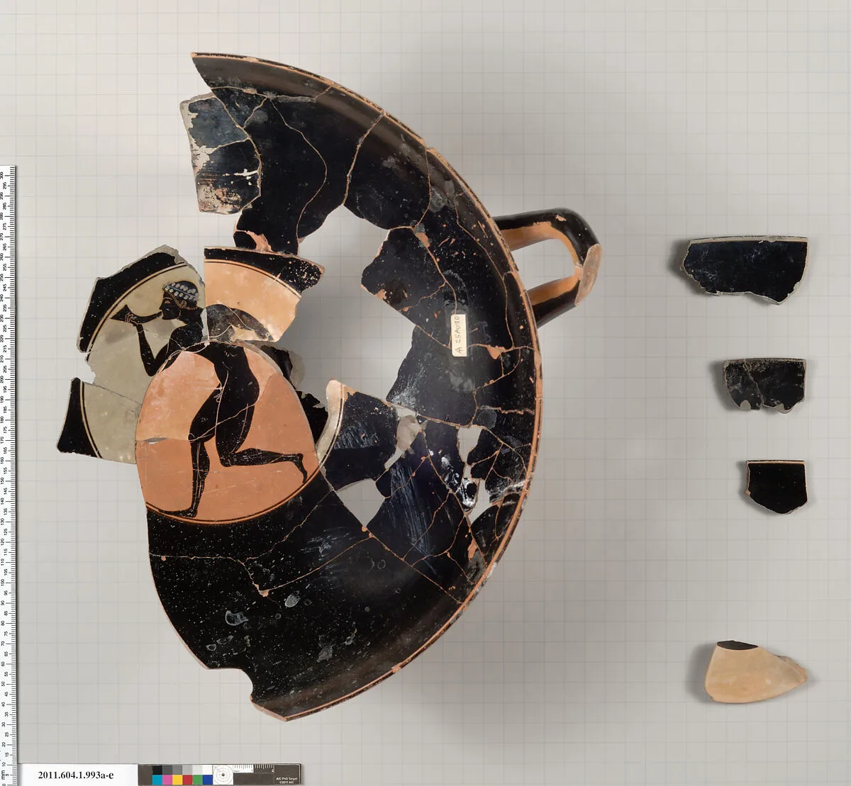 Terracotta kylix: eye cup (drinking cup) — Unknown