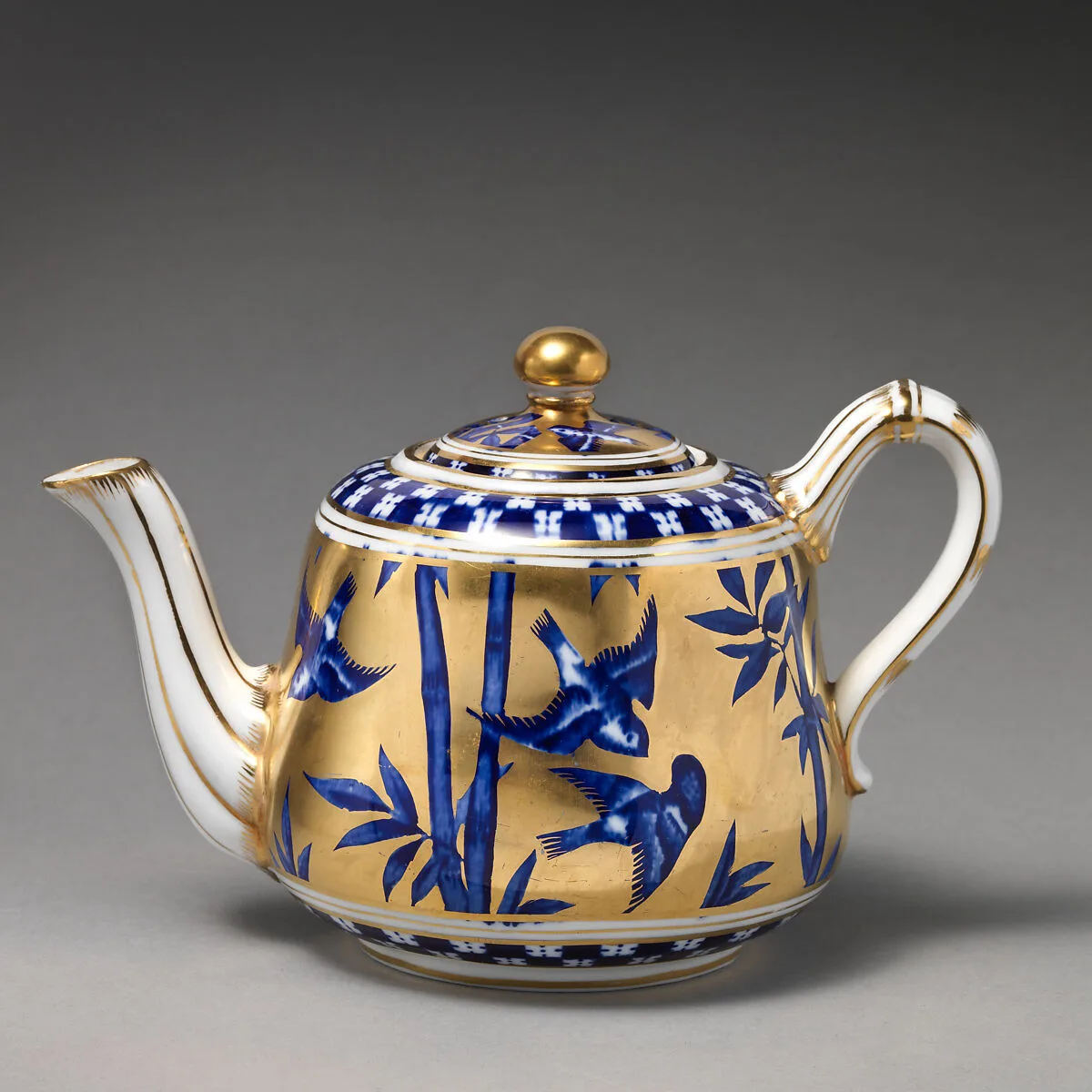 Tea pot (part of a service) — Coalport