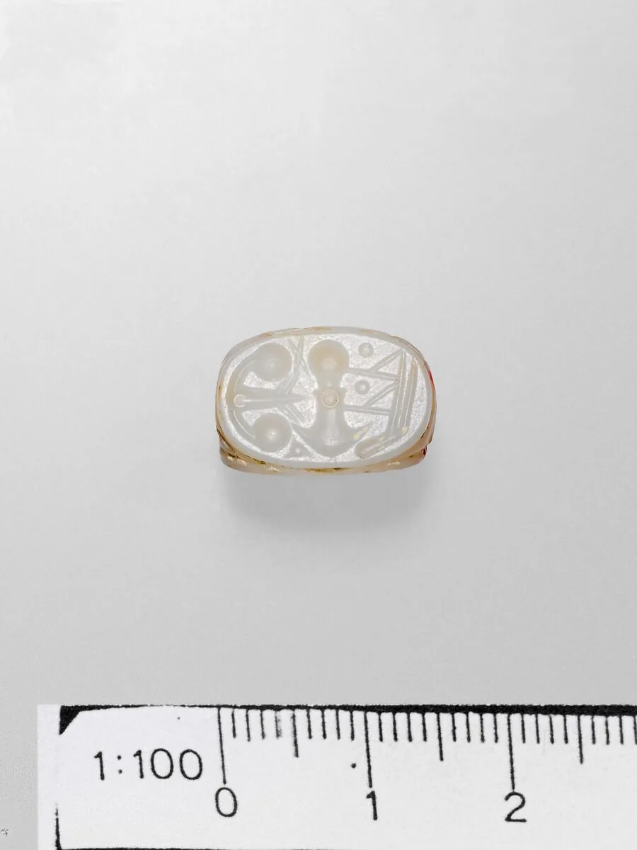 Agate triangular prism — Unknown