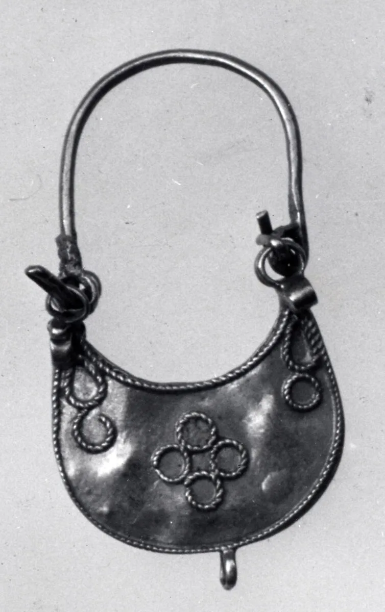 Earring — Unknown
