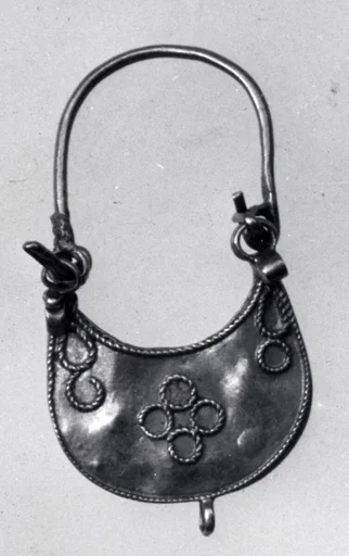 Earring