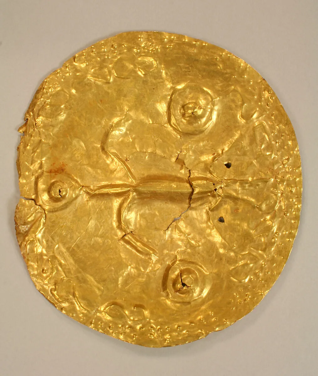 Hammered Gold Patena — Unknown