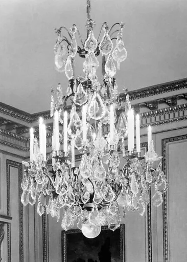 Chandelier