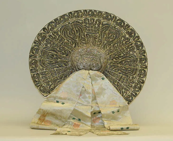 Headdress — Unknown