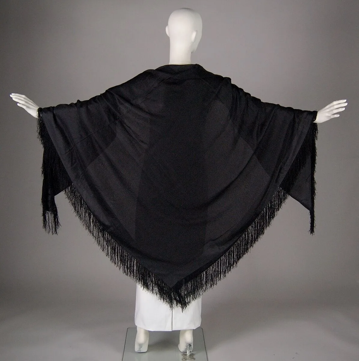 Shawl — Unknown