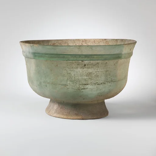 Glass bowl