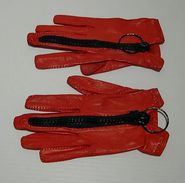 Gloves — Giorgio di Sant'Angelo