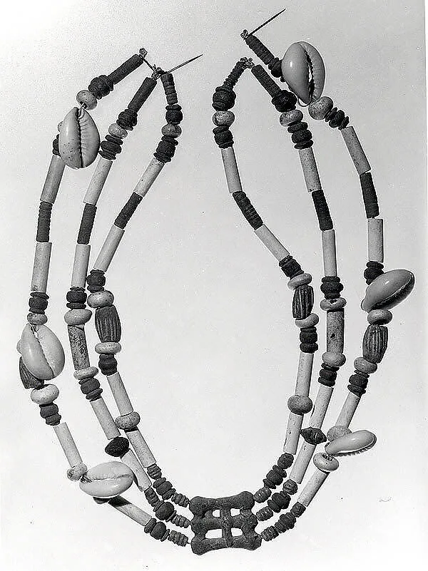 Beads — Unknown