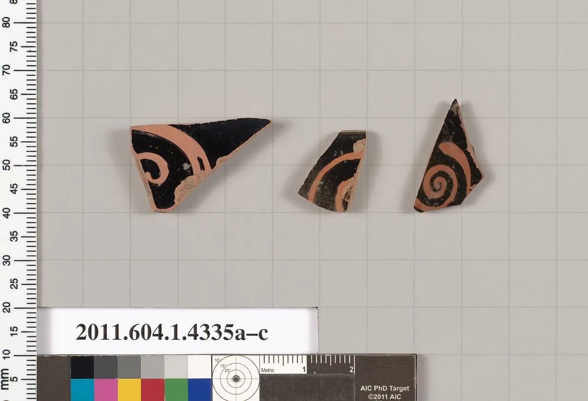 Terracotta fragments of kylikes (drinking cups) — Unknown