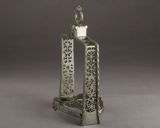 Stirrup