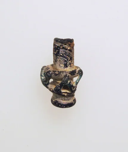 Glass pendant in the form of a vase