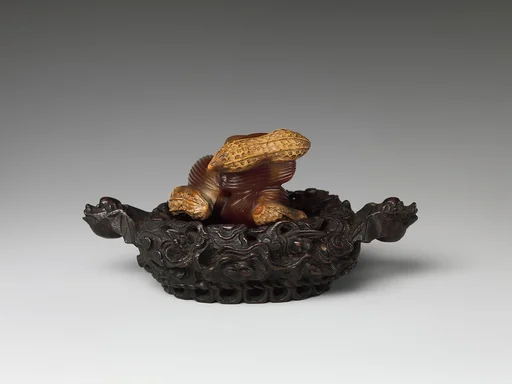 清 玉髓早生貴子擺件|Peanuts and jujube dates