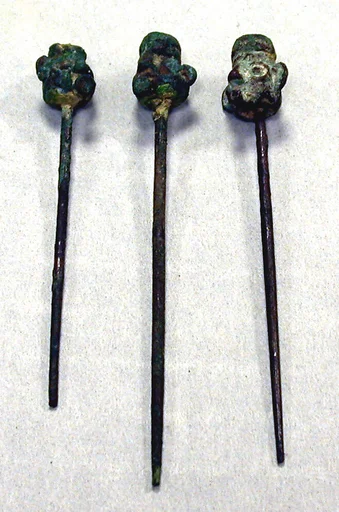 Pin with Head Top
