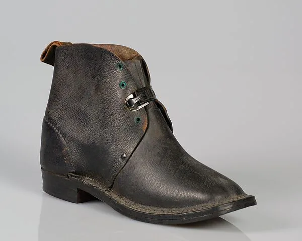 Boots — Hurd Shoe Co.