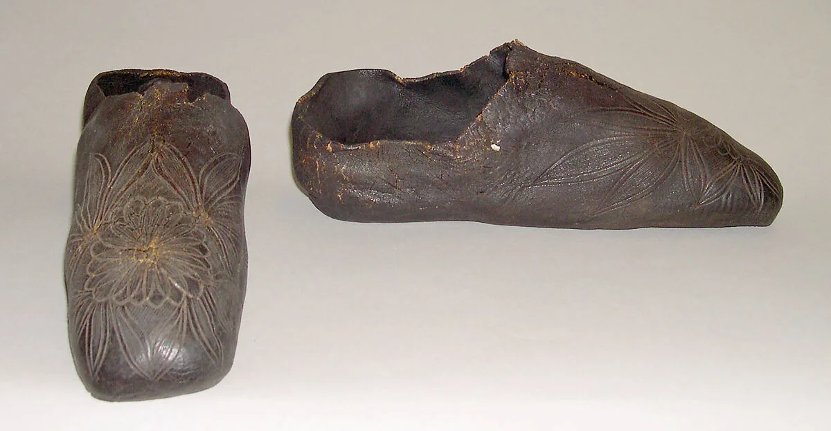 Overshoes — Unknown