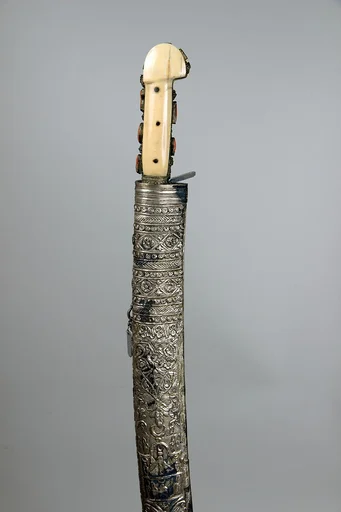 Sword (Yatagan) with Scabbard