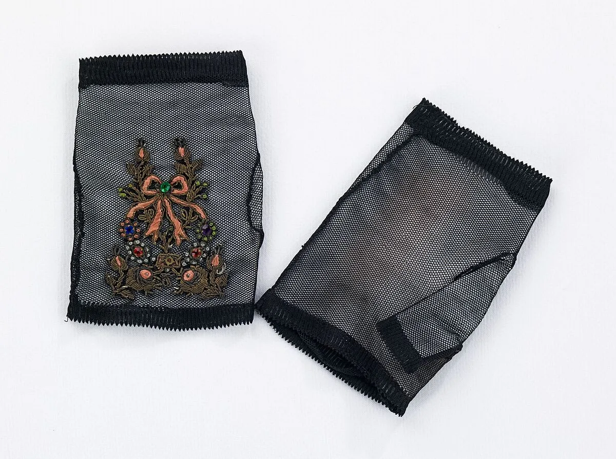 Mitts — Unknown