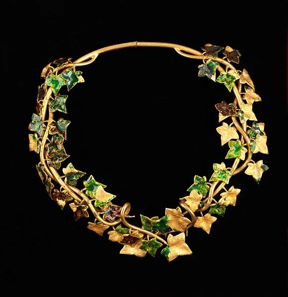 Necklace — Elsa Schiaparelli