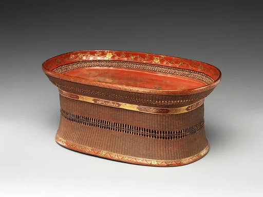 山水楼閣人物籃胎足付盆|Footed Tray with Figures in a Landscape
