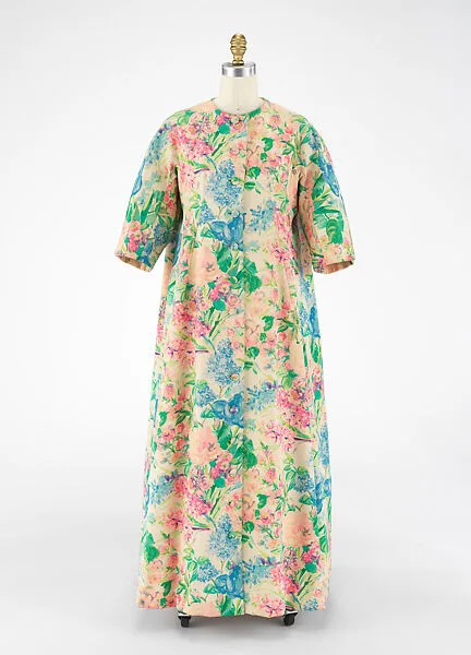 Housecoat — Cristobal Balenciaga|House of Balenciaga
