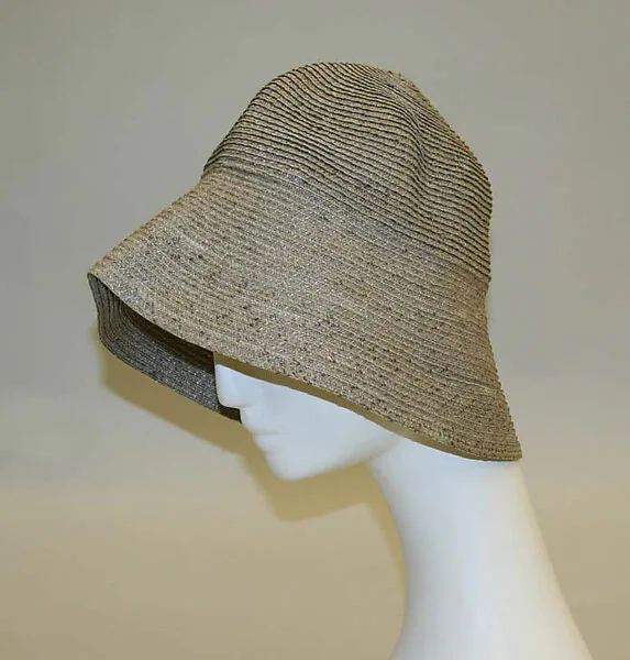 Hat — Patricia Underwood