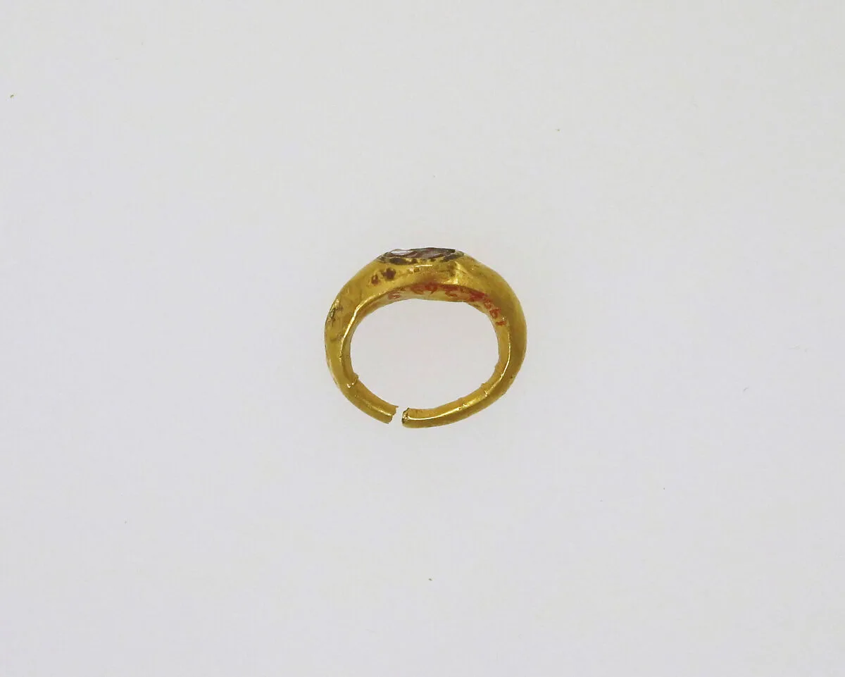 Ring with intaglio of schematic figure — Unknown