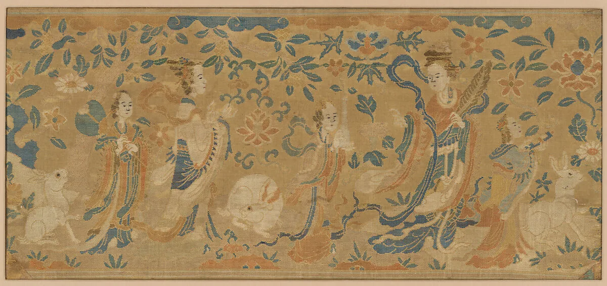 明早期 女仙玉兔妝花緞|Panel with the moon goddess and attendants — Unknown