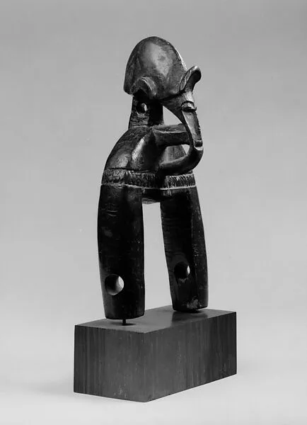 Heddle Pulley with Figure — Unknown