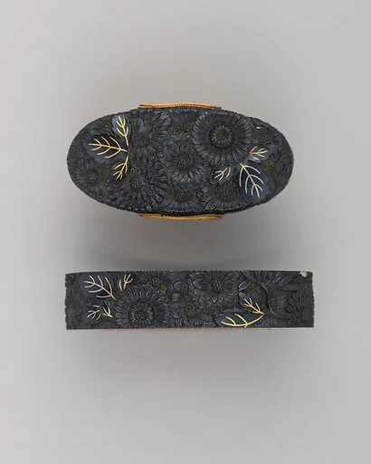 Sword-Hilt Collar and Pommel (Fuchigashira)