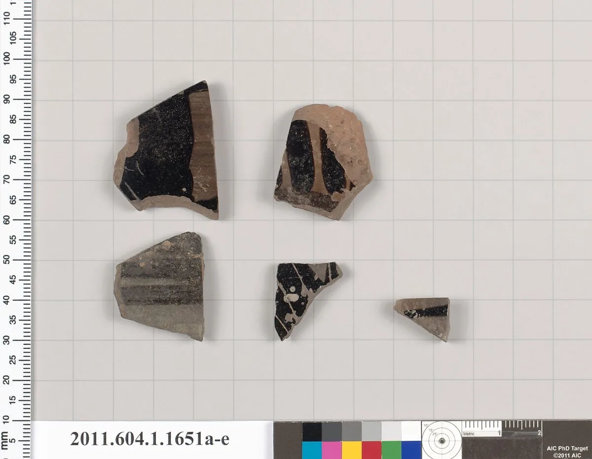 Terracotta fragments of kylikes (drinking cups) — Unknown