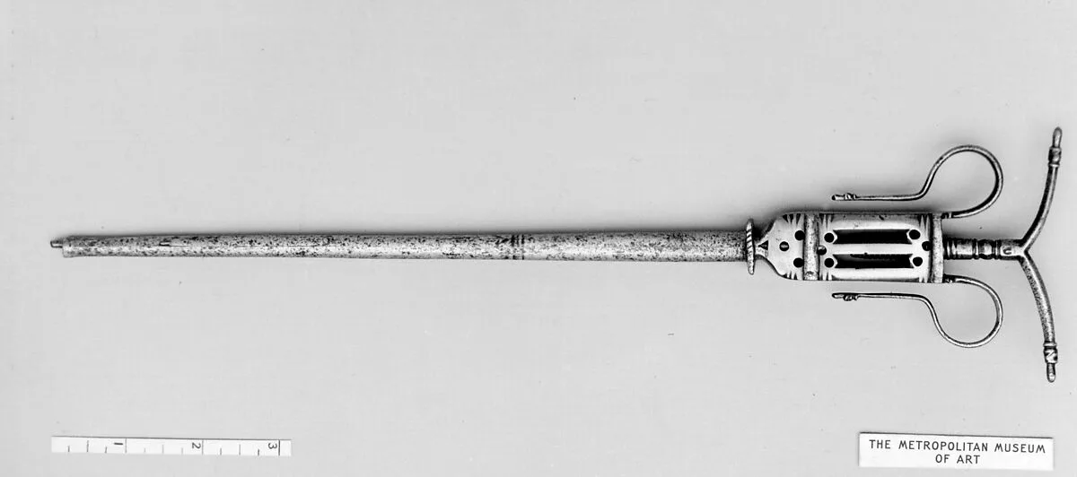 Screw bullet extractor — Unknown