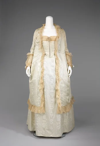 Tea gown