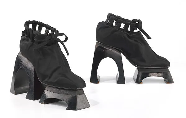 Model No. 487 — Steven Arpad|House of Balenciaga
