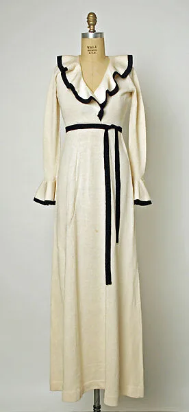Evening dress — Adolfo