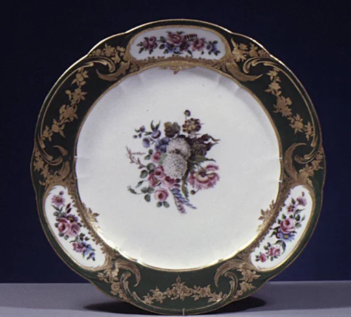 Plate (assiette à palmes) (1 of 102) (part of a service)