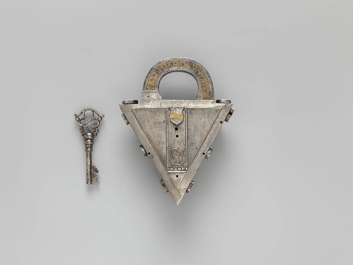 Padlock and key — André Omereler