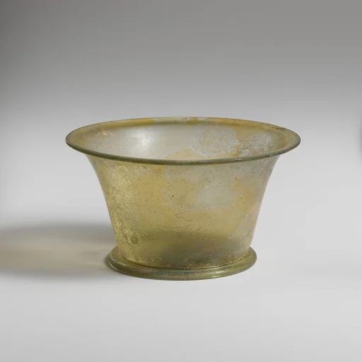 Glass cup