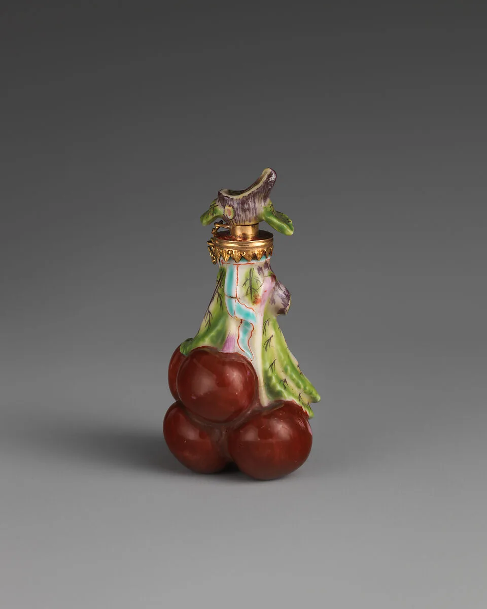 Scent bottle — Chelsea Porcelain Manufactory