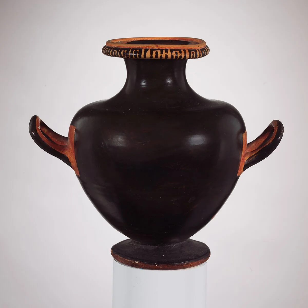 Terracotta hydria: kalpis (water jar) — Owl-Pillar Group